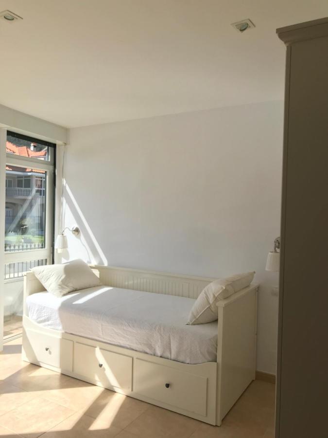 Apartamento Con Terraza Primera Linea De Playa Finisterre Exteriör bild
